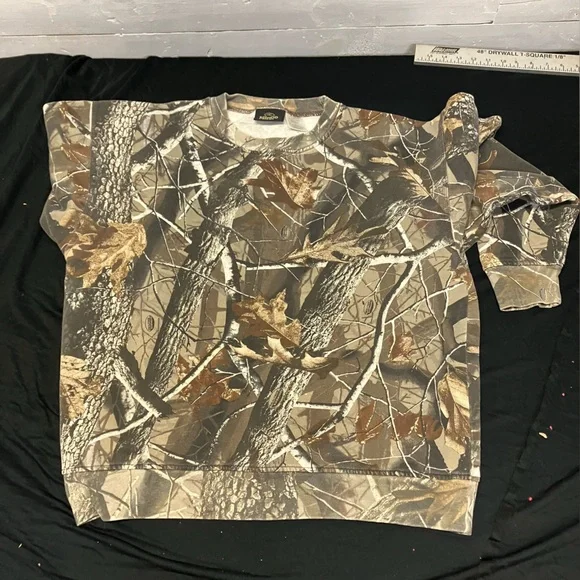 Vintage large long sleeve camo T - Picture 8 of 8